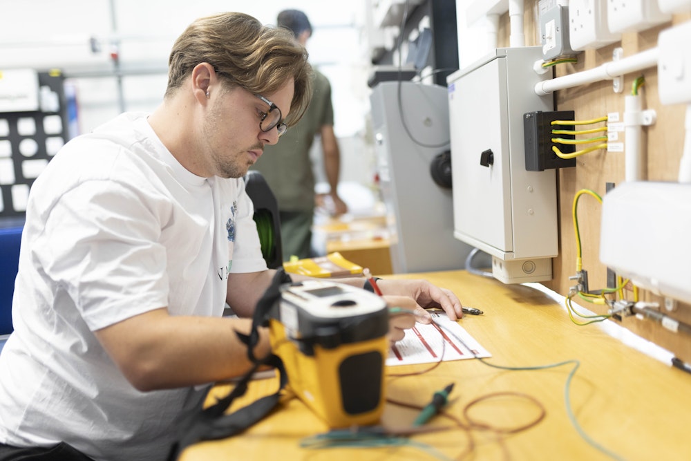 148_V3A3394 148_V3A3394